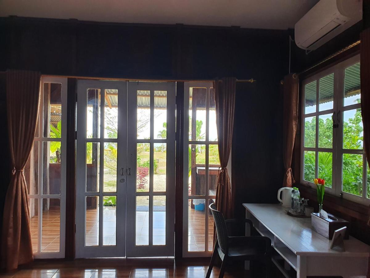 Amban Beach House Manokwari Exterior foto